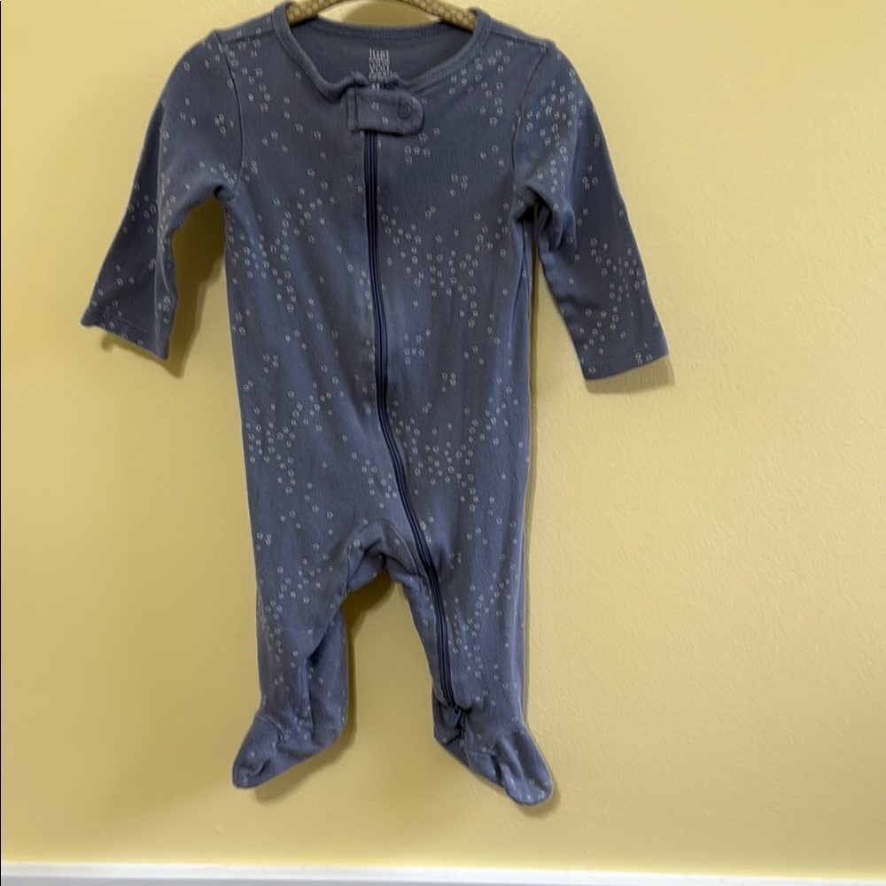 Blue star print sleeper